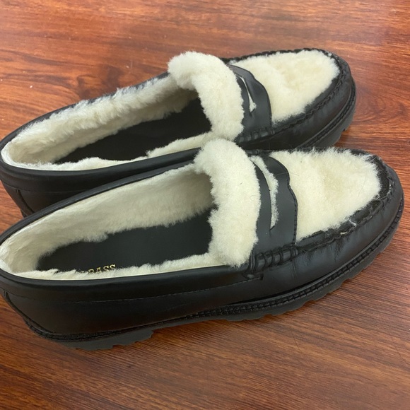 GH Bass Loafers - Picture 3 of 3